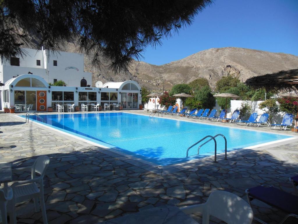 Santa Irini Hotel Perissa  Exterior photo